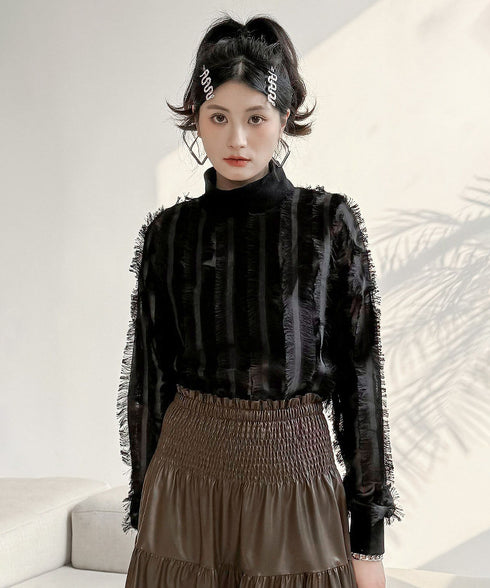 Fringe Line Top